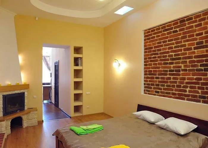 皇后公寓酒店 *