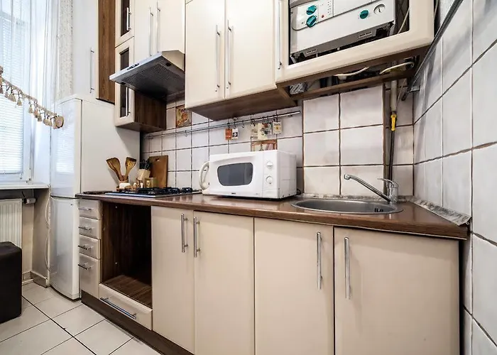 皇后公寓酒店 *