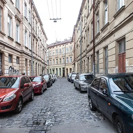 Daire Queens Lviv